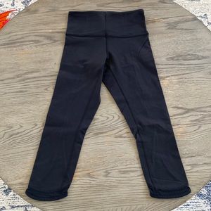 Size 6 Lululemon Crops